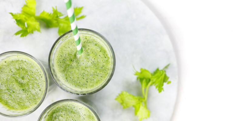 Apple celery and cucumber smoothie