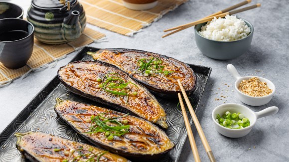 Japanese miso glazed eggplant (Nasu Dengaku)